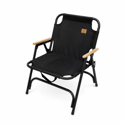 صندلی کمپینگ تاشو چوبی مونته آدلمو مدل کرمیت (Kermit Chair) با دستههای راش، نشیمن پهن و طراحی کلاسیک